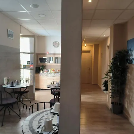 Prestige Bed and Breakfast 2*