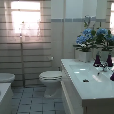 לינה וארוחת בוקר Prestige 3*