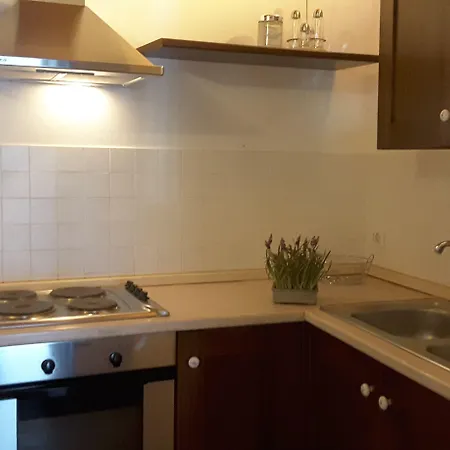 לינה וארוחת בוקר Prestige 3*