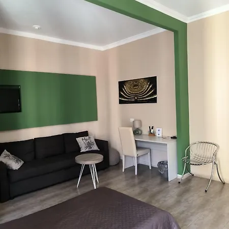 לינה וארוחת בוקר Prestige 3*